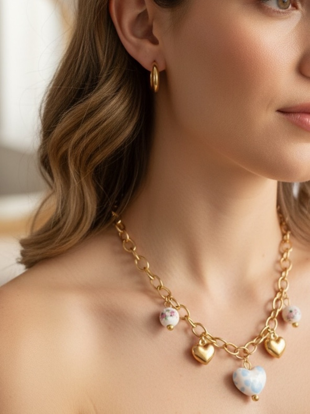 18k Gold Plated Link Multi Charm Necklace. New.